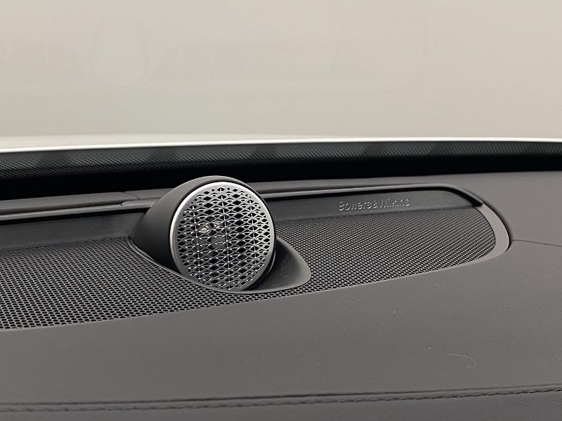 Volvo XC90 T8 AWD PLUG-IN ULTIMATE BRIGHT - fotka 30 z 74