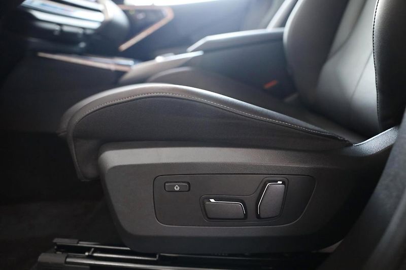 BMW X3 20 xDrive - fotka 19 z 23