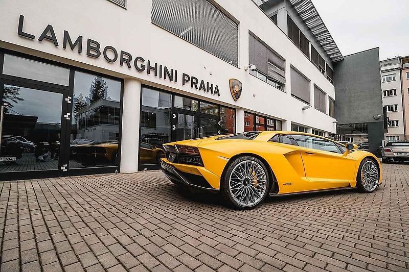 Lamborghini Aventador S.