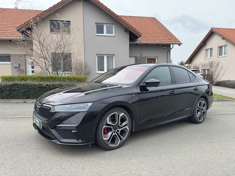 Škoda Octavia VRS 180 kW sport. výfuk - fotka 2 z 42