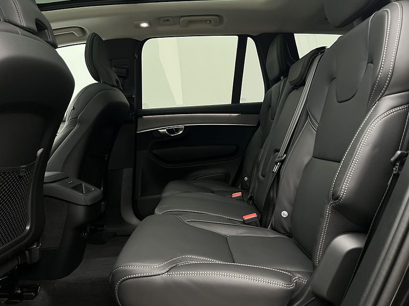 Volvo XC90 (2026) B5 AWD DARK PLUS AUT - fotka 5 z 44