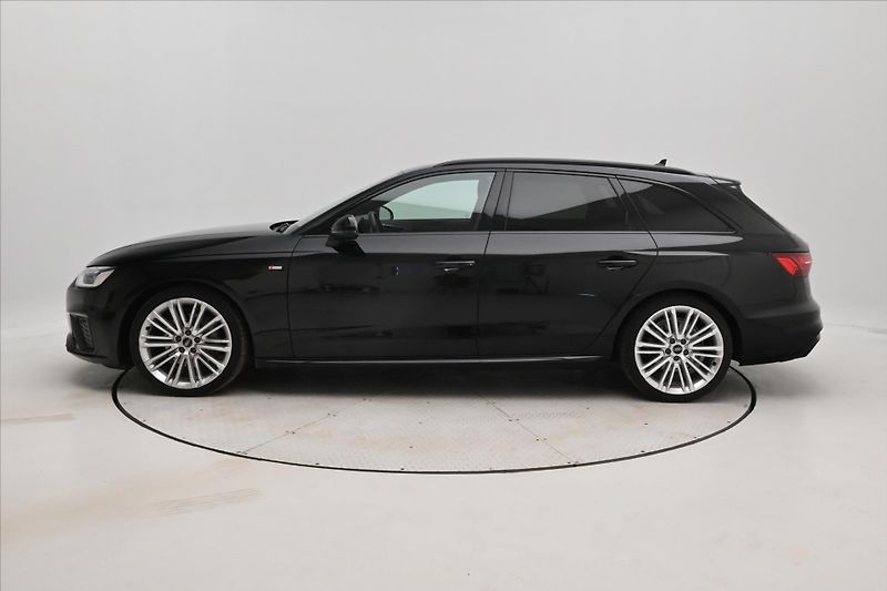 Audi A4 2,0 TDI 150 kW QUATTRO Záruka - fotka 8 z 32