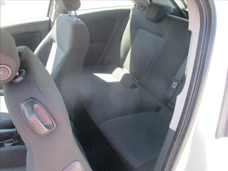 Opel Corsa 1,2 i, 51kW, klima, nová STK, - fotka 12 z 26