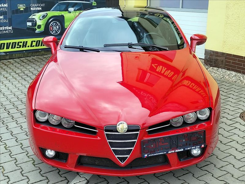 Alfa Romeo Brera 2,2 JTs po VELKÉM SERVISU - fotka 2 z 42