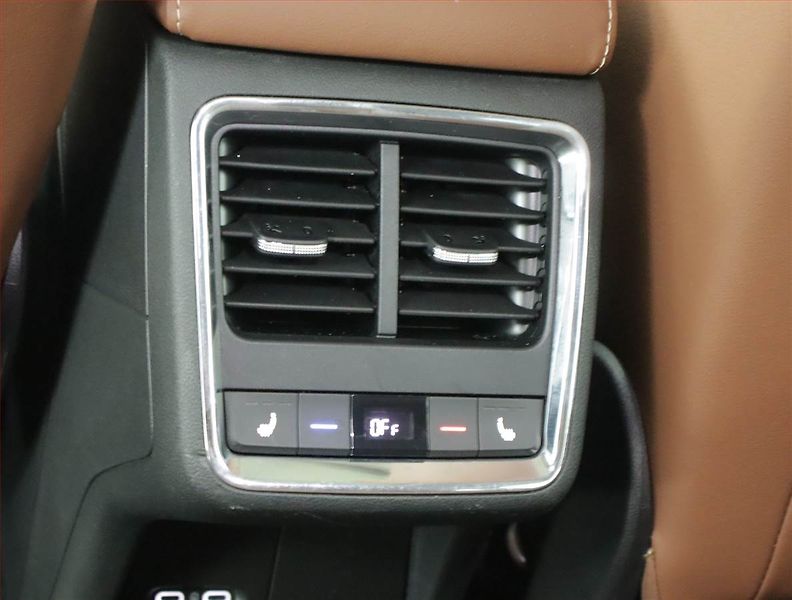 Škoda Enyaq (2021) iV 80 (82 kWh), SoH 93% - fotka 22 z 27