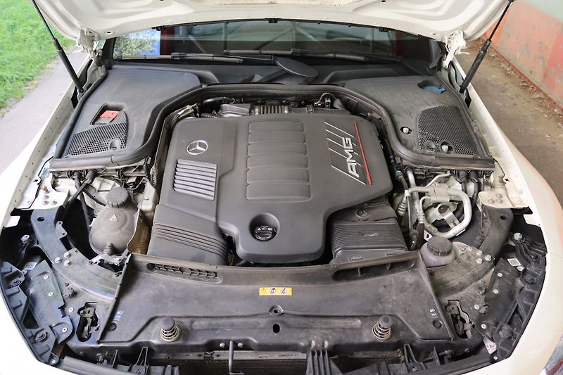 Mercedes-Benz AMG GT 53 4MATIC+ 4D 320kW DPH - fotka 49 z 49
