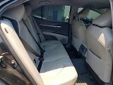 Toyota Camry (2024) SE - náhled 10