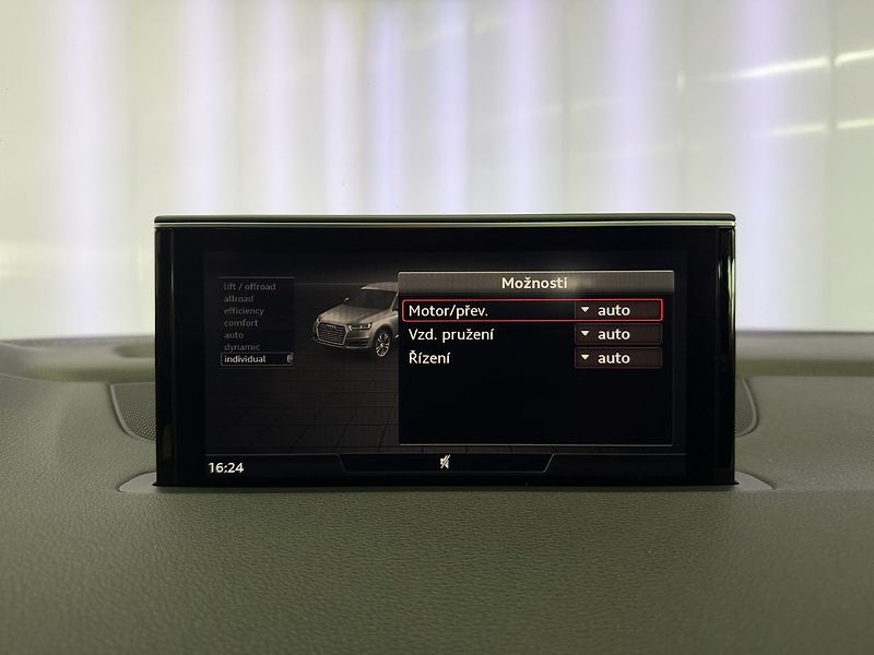 Audi Q7 3.0TDI QUATTRO S-LINE, MATRIX, - fotka 16 z 25