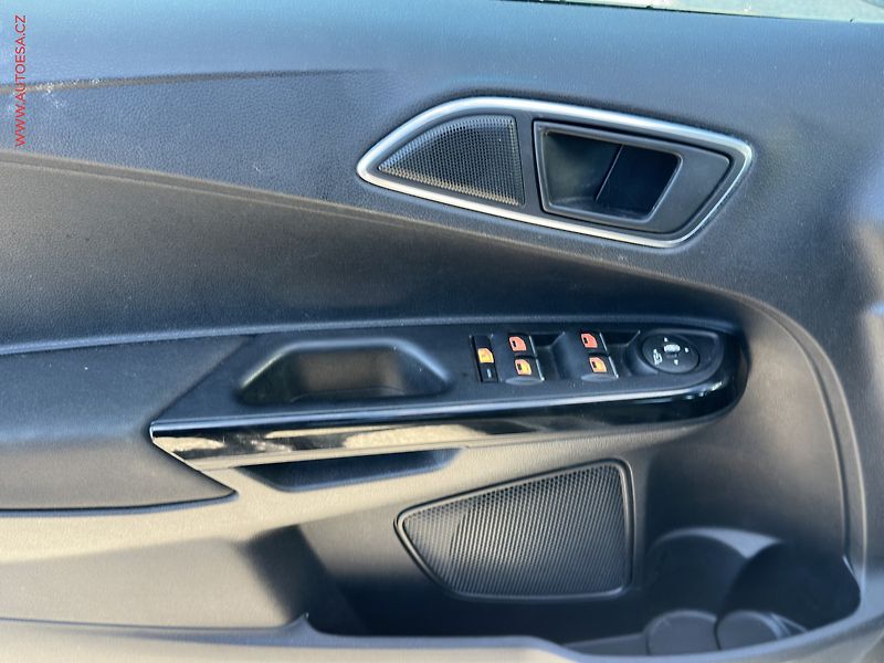 Ford B-MAX (2014) 1.0EB, ČR, servis.kniha, AC - fotka 11 z 17
