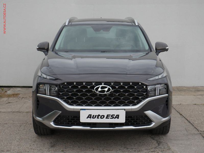 Hyundai Santa Fe (2021) 2.2 CRDi 4x4, 1.maj,ČR, AT - fotka 2 z 20