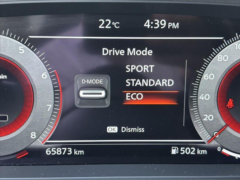 Nissan Qashqai 1,3 i AT N-Connecta - fotka 42 z 43