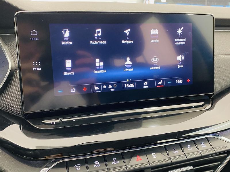 Škoda Octavia 1,5 TSI m-HEV 110kW DSG Style - fotka 12 z 25