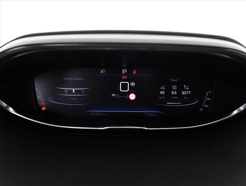 Peugeot 5008 (2021) 1.5 BlueHDi, Automat, 7 míst - fotka 9 z 19