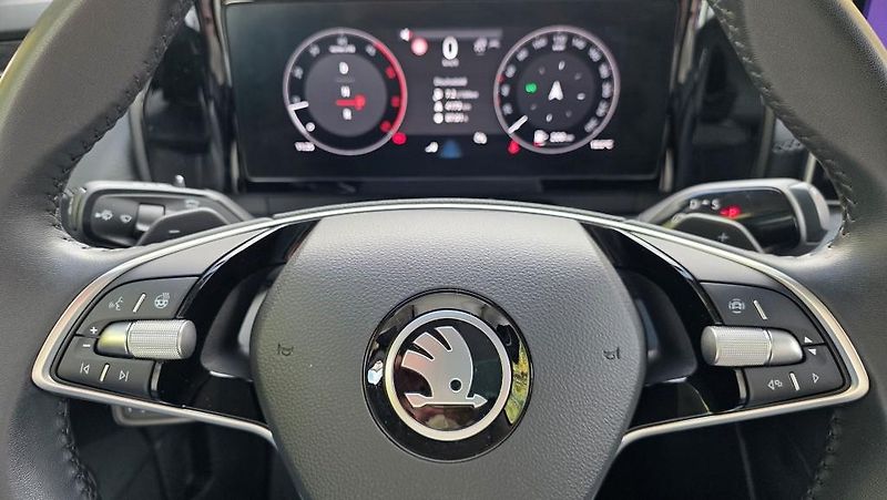 Škoda Kodiaq (2024) 2.0 TDI 142kW DSG 4x4 Exclusiv - fotka 28 z 52