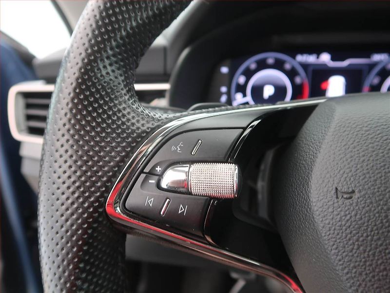 Škoda Kamiq (2020) Style 1.5 TSI - fotka 17 z 18