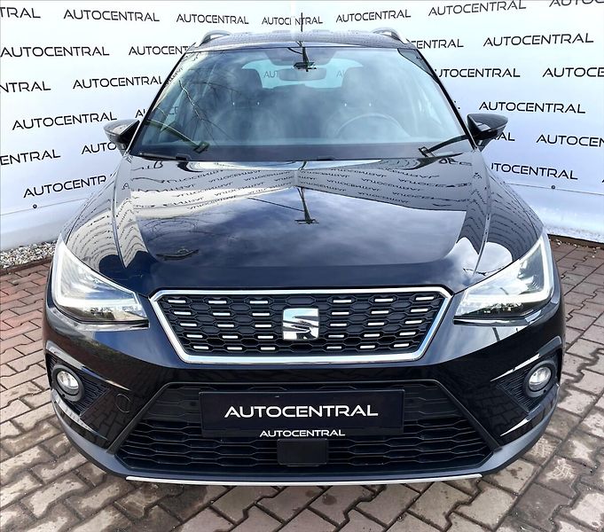 Seat Arona 1,0 TSi,Xcellence,STK do 2/28 - fotka 2 z 25