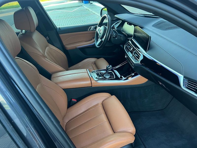 BMW X5 30D xDrive M-Sport-Panorama - fotka 22 z 71