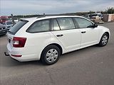Škoda Octavia 1,6 TDi KLIMA ROZVODY TAŽNÉ - náhled 4