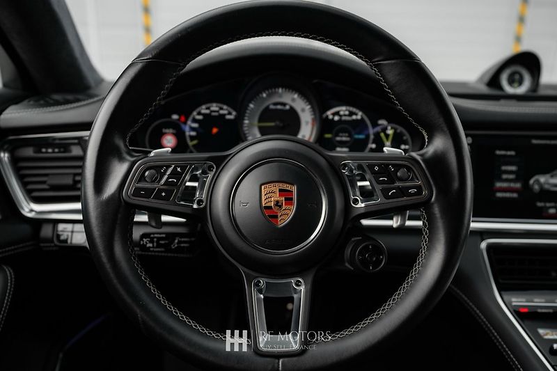 Porsche Panamera (2020) Turbo S E-Hybrid - fotka 30 z 55