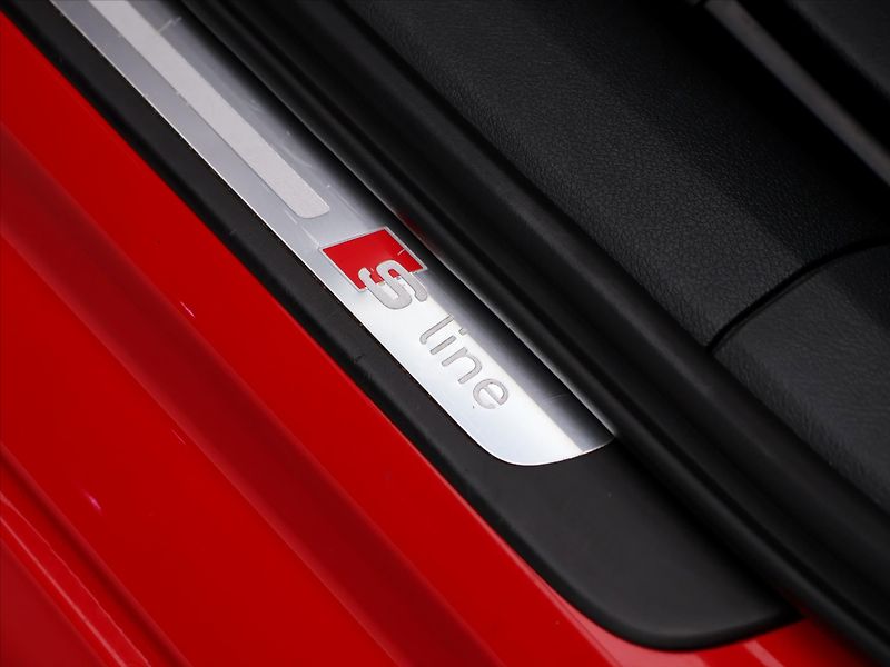 Audi A6 3.0 TDI 180kW Quattro S-Line C - fotka 16 z 40