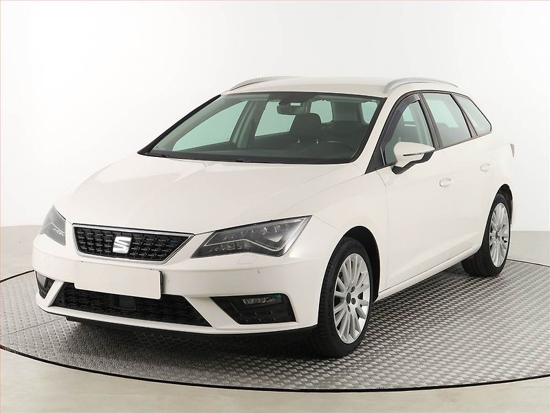 Seat Leon (2019) Style 1.5 TGI CNG, Tempomat - fotka 2 z 17