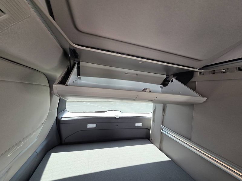 Volkswagen California Ocean T7 2.0 TDI DSG DCC full - fotka 32 z 108