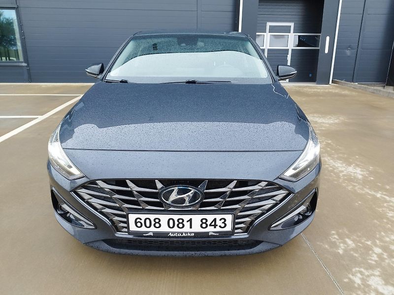 Hyundai i30 1.5T-GDi-volat-608 081 843 - fotka 10 z 21