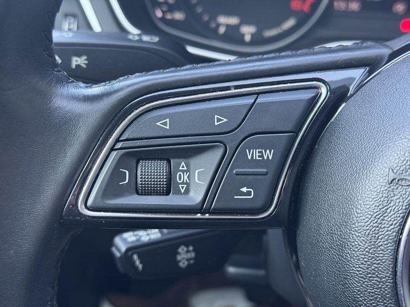 Audi A4 (2016) 2.0TDi Sport, Individual, RZV - fotka 24 z 47