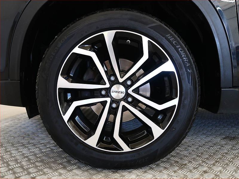 Suzuki Vitara (2016) 1.6 VVT, 4X4, Navi, Tempomat - fotka 15 z 17