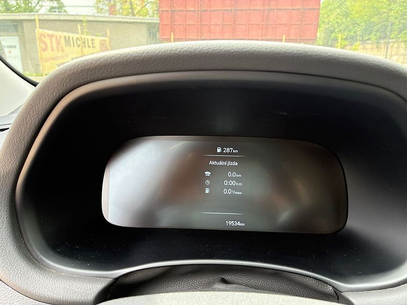 Hyundai i30 1.0 T-GDi 74 kW Comfort ČR DPH - fotka 16 z 23