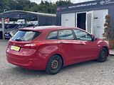 Hyundai i30 1.6i, ČR, manual, 2x kola - náhled 7