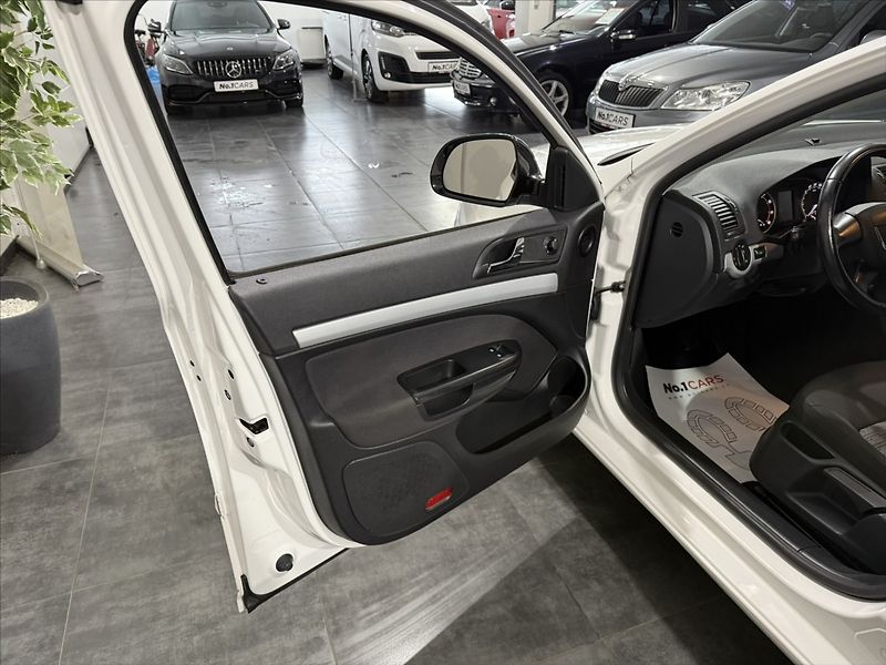 Škoda Octavia 1,2   TSI 77KW NOVÉ ROZVODY - fotka 6 z 31