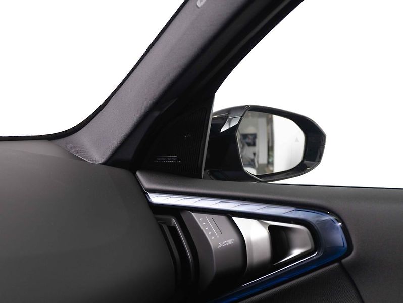 BMW X3 M50 xDrive - fotka 16 z 22