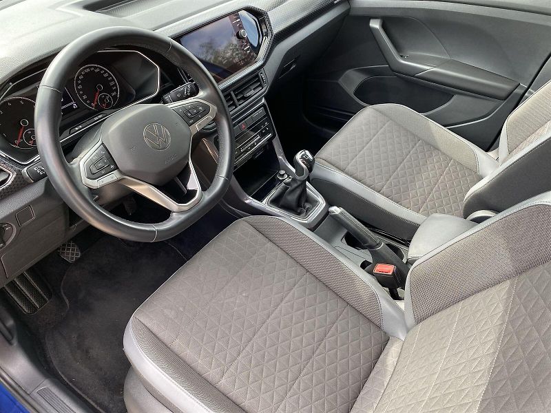 Volkswagen T-Cross (2022) 1.0 TSI Style - fotka 6 z 27