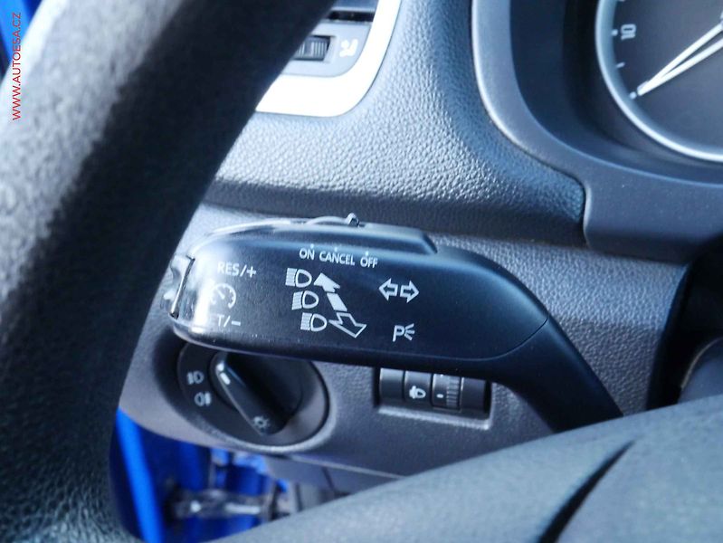 Škoda Fabia (2009) 1.6i 16V, ČR, TZ, AC - fotka 15 z 18