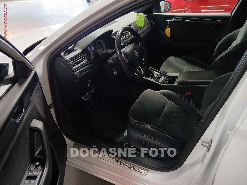 Škoda Superb (2017) 2.0TDi 4x4, AT, navi, bixen - fotka 3 z 3