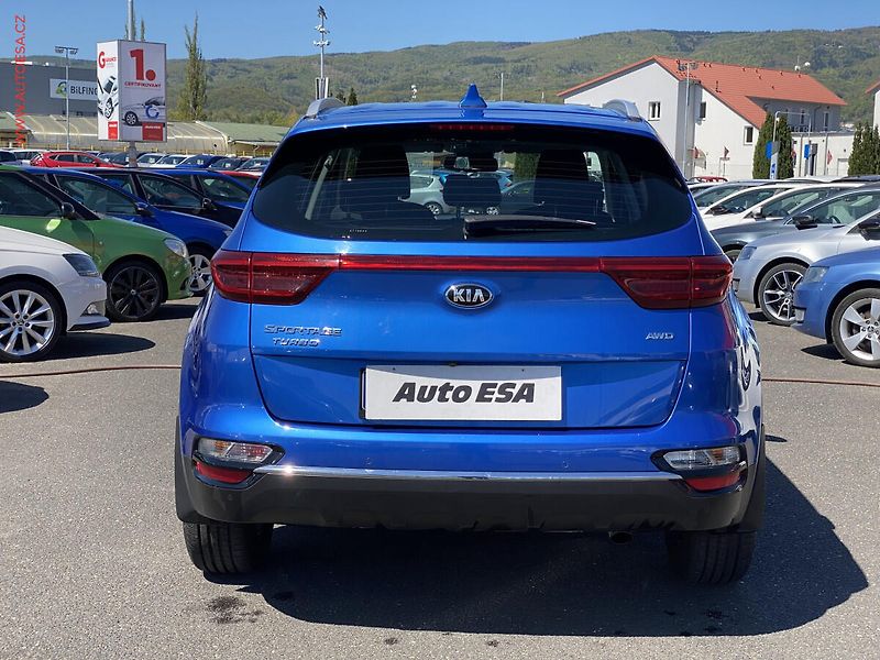 Kia Sportage (2018) 1.6 T-GDi 4x4, 2.maj,ČR - fotka 5 z 15
