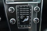 Volvo XC60 2.0 T6 225kW AWD R-DESIGN ČR - náhled 23