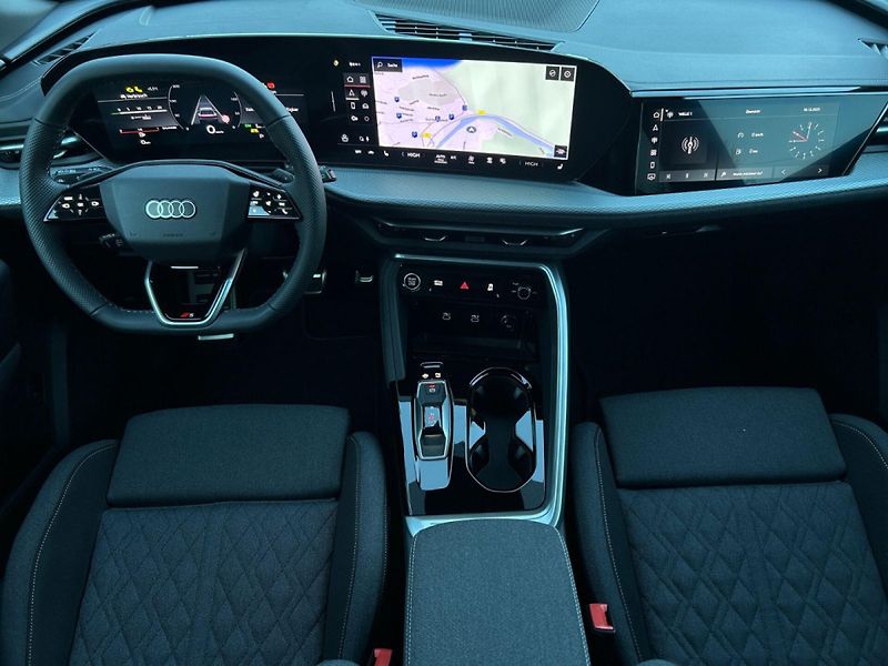Audi Q5 (2026) TFSI q S-Line 360 ACC Matrix T - fotka 9 z 19