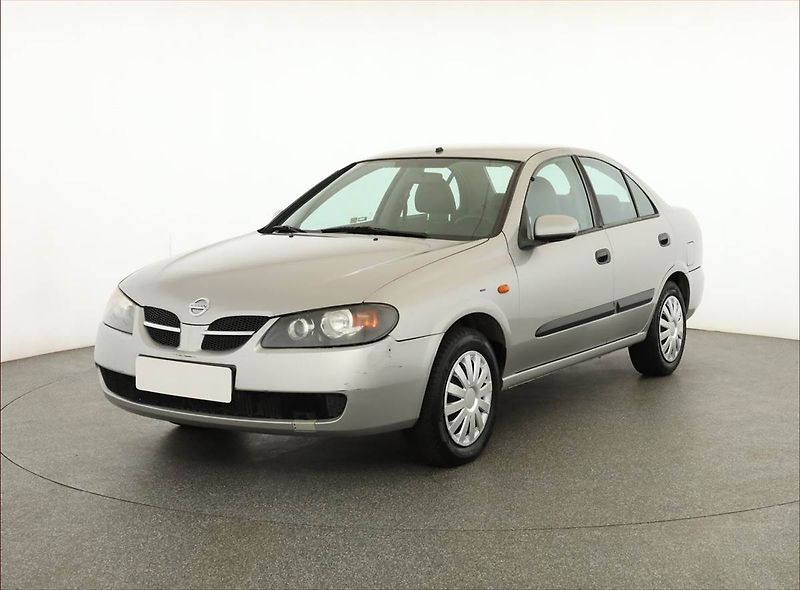 Nissan Almera (2004) 1.5, nová STK, Klima - fotka 2 z 14