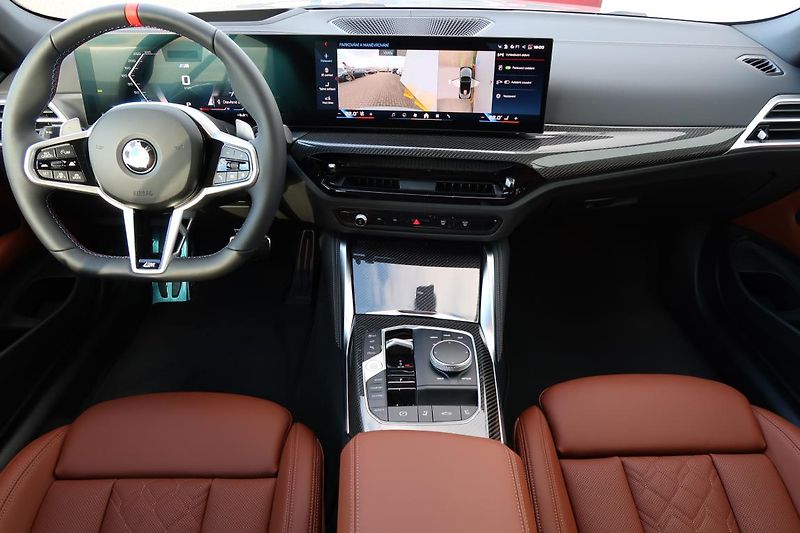 BMW Řada 4 M440i xDrive Convertible - fotka 4 z 6