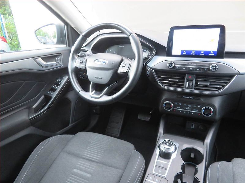 Ford Focus (2019) Active 2.0 EcoBlue, Automat - fotka 7 z 18
