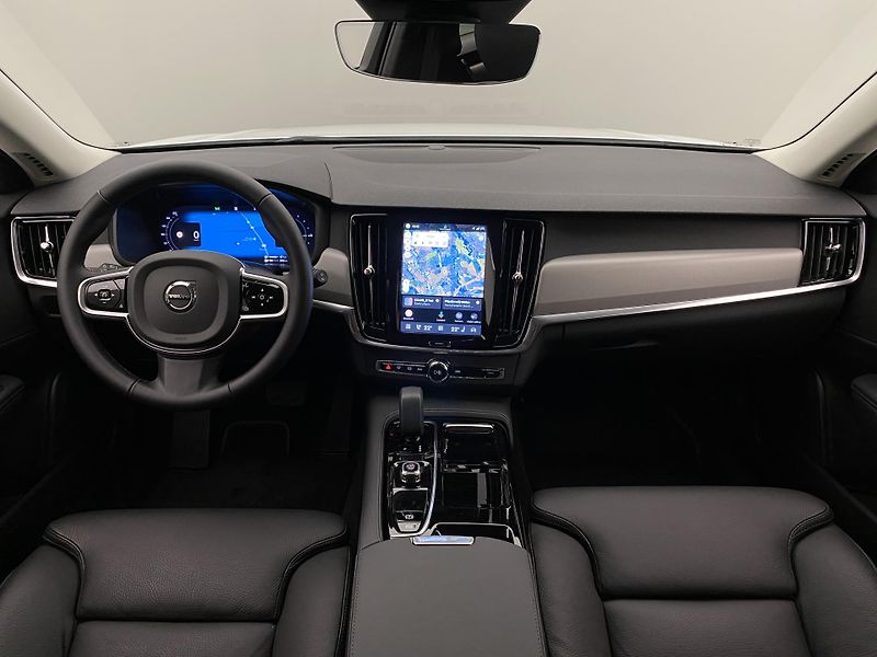 Volvo V90 T6 AWD RECHARGE DARK PLUS - fotka 2 z 60