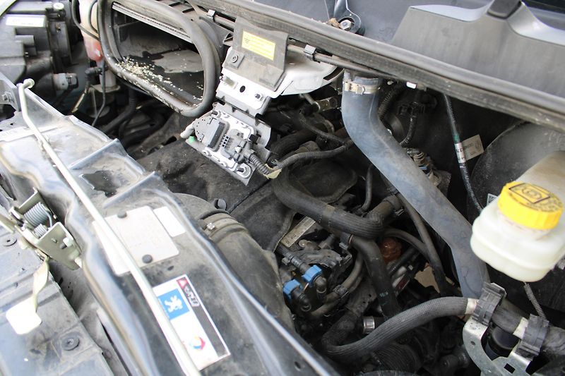 Peugeot Boxer 2,2 HDI L4H3+klima Záruka  - fotka 20 z 22