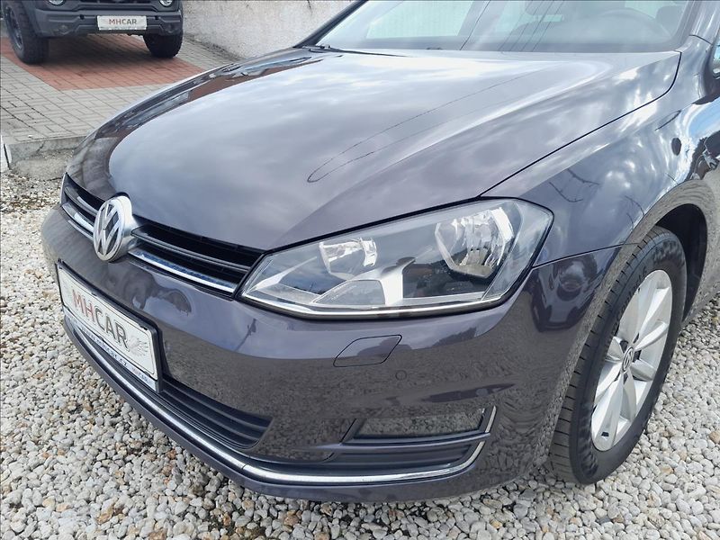 Volkswagen Golf VII 1,2 TSI 81kW LOUNGE - fotka 13 z 60