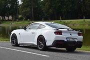 Mustang je navíc krásné kupé.