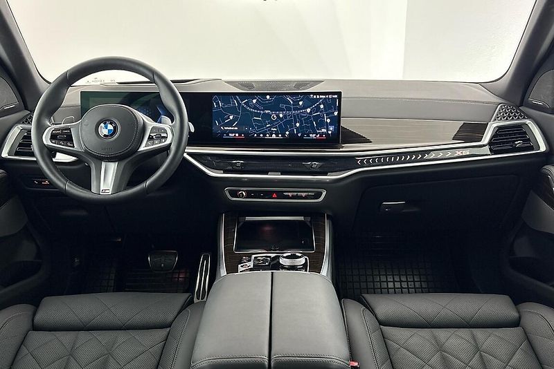 BMW X5 xDrive30d - fotka 15 z 24