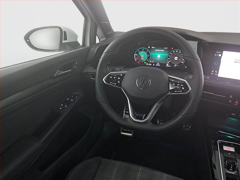Volkswagen Golf (2024) 2.0 TDI GTD - fotka 7 z 21