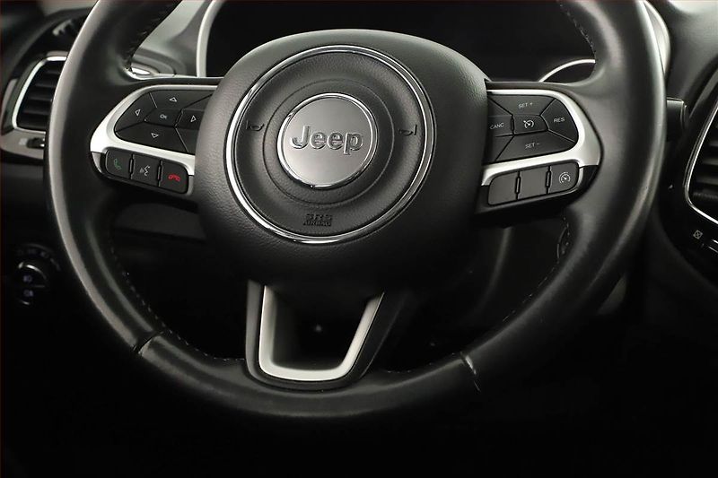 Jeep Compass (2017) 1.4 MultiAir, 4X4, Automat - fotka 17 z 20