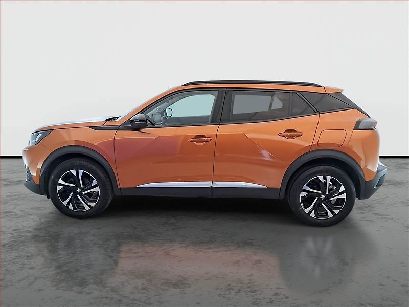 Peugeot 2008 (2022) 1.2 PureTech, ČR,1.maj - fotka 3 z 17
